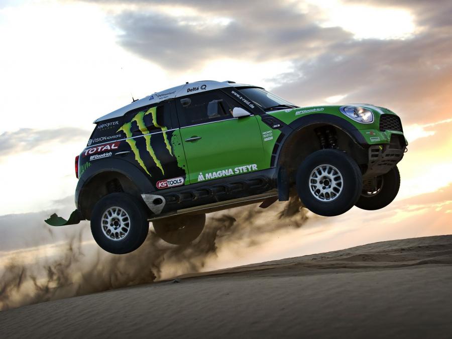  Mini Cooper Countryman All4 Racing 2011 года  (фото 28 из 30)